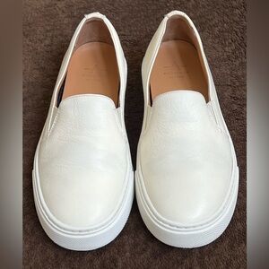 AQUATALIA ONEIDA Women’s Off-White Tumbled Leather Slip-Ons Sz 5.5 Made in Italy